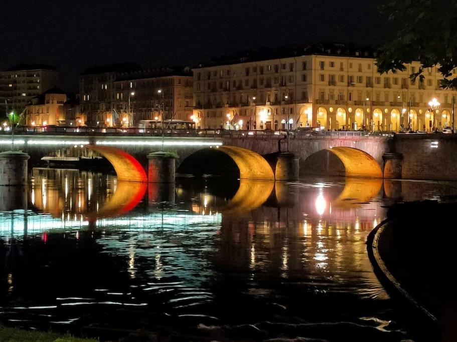 Twin Rivers Torino Esterno foto